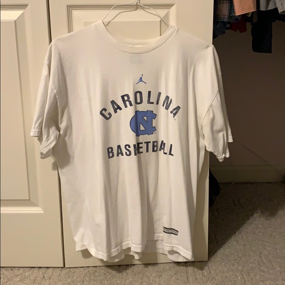 Men’s Jordan UNC Basketball T-shirt